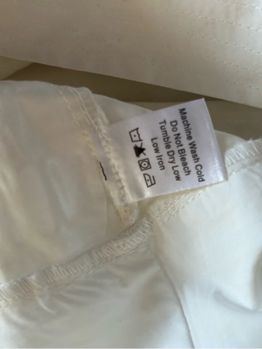 Tuckernuck x Studio McGee NWT White Cotton Eyelet Laurel Skirt size medium - Picture 8 of 9